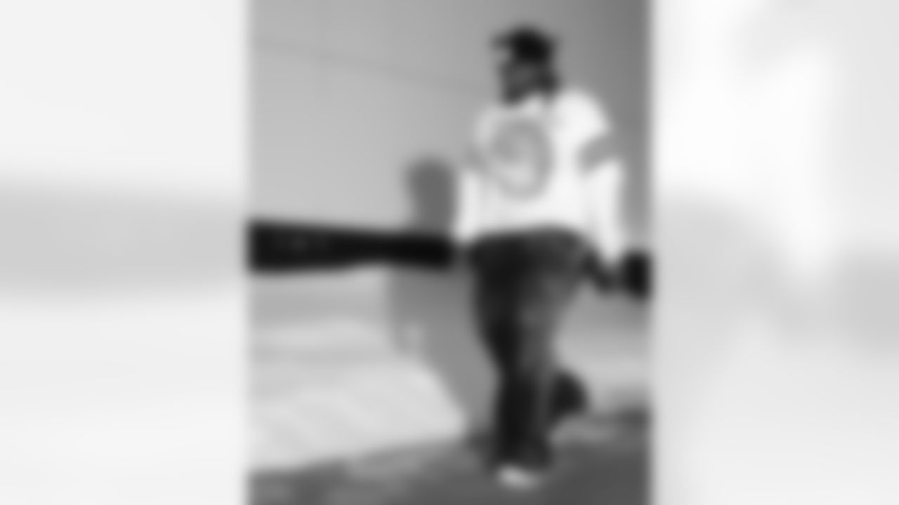 Buffalo Bills vs New York Jets, Regular Season, January 04, 2026 at Highmark Stadium.