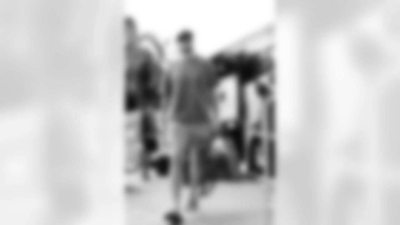 Miami Dolphins vs Buffalo Bills, Regular Season, November 09, 2025 at Hard Rock Stadium.