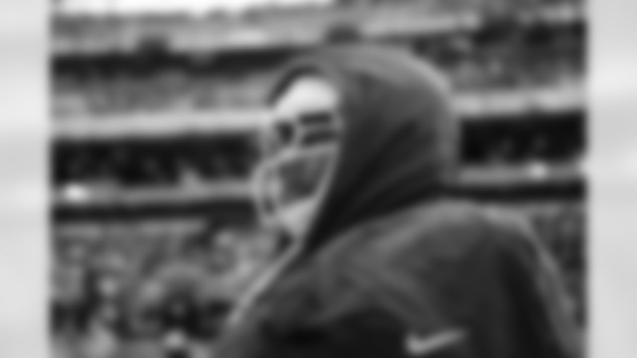 Cleveland Browns vs Buffalo Bills, Regular Season, December 21, 2025 at Huntington Bank Field.