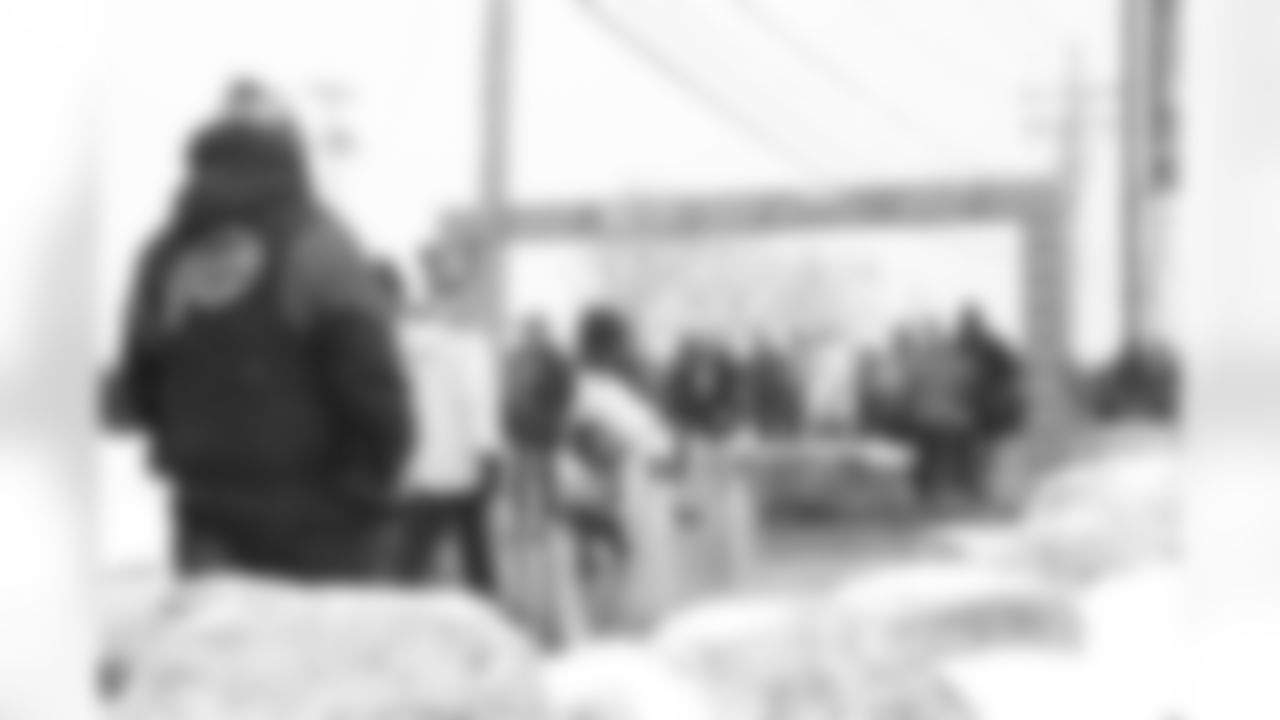 Buffalo Bills vs Cincinnati Bengals, Regular Season, December 07, 2025 at Highmark Stadium.