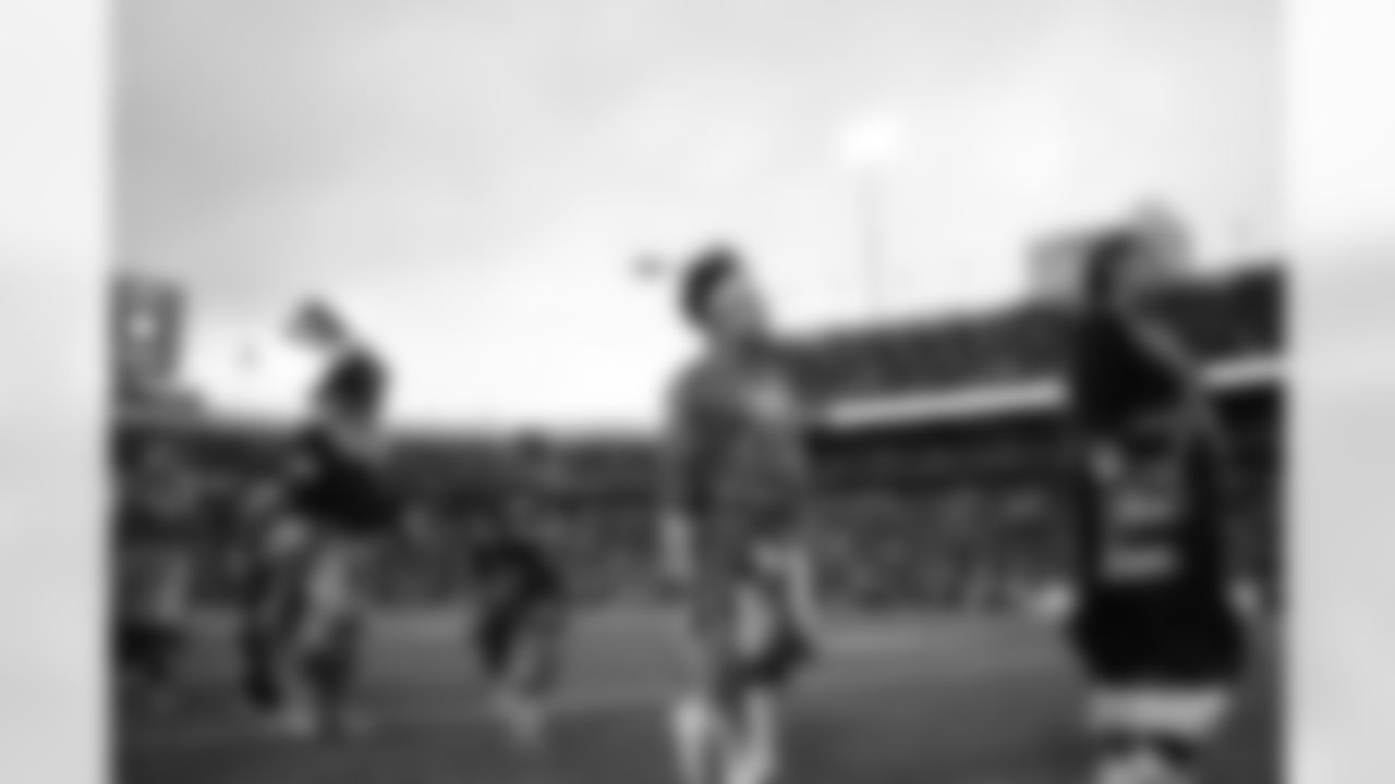 Buffalo Bills vs Tampa Bay Buccaneers, Regular Season, November 16, 2025 at Highmark Stadium.