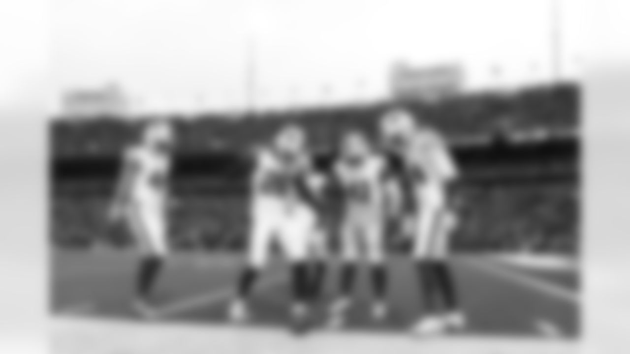 Buffalo Bills vs Tampa Bay Buccaneers, Regular Season, November 16, 2025 at Highmark Stadium.