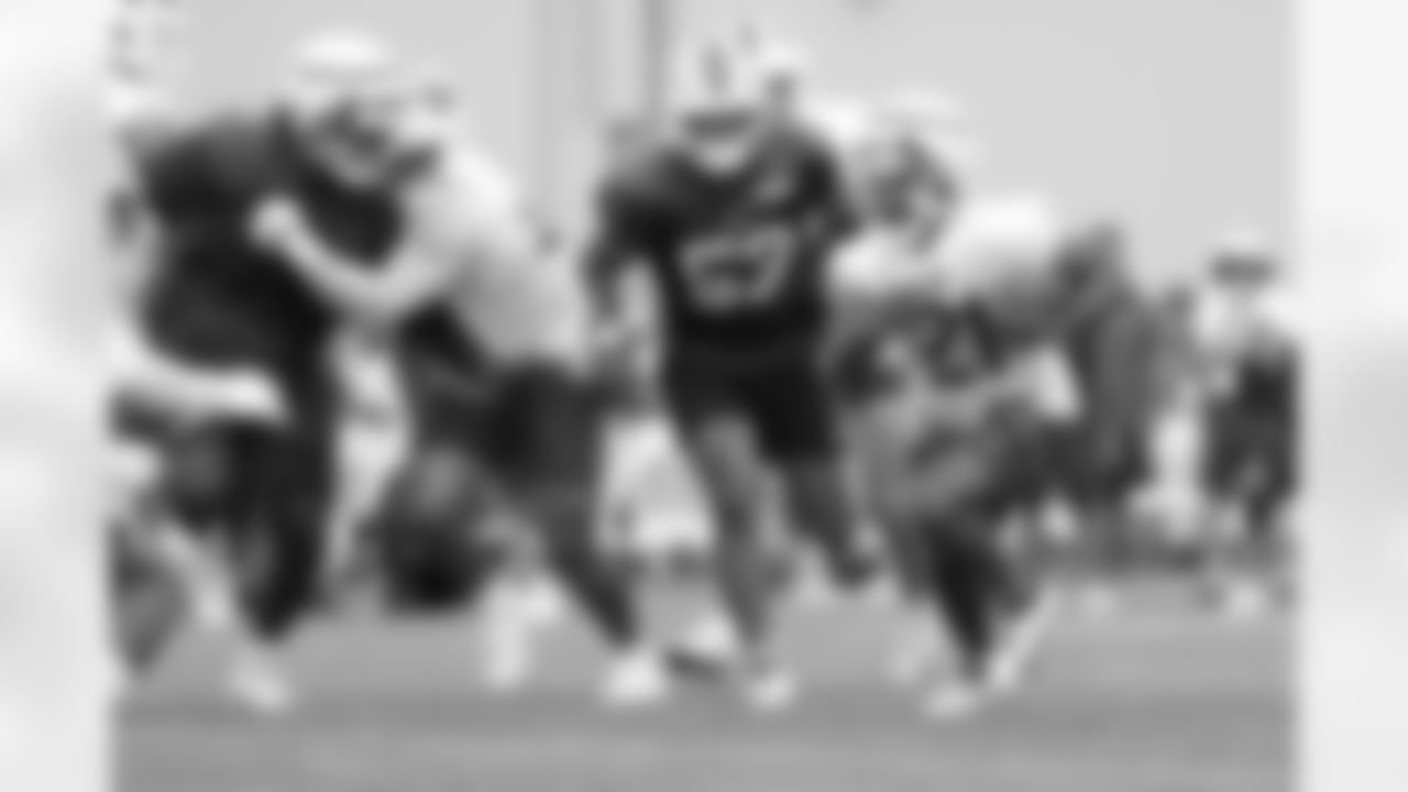 Hayden Harris (52), Darrynton Evans (21). Buffalo Bills Training Camp, July 25, 2025 at St. John Fisher University.