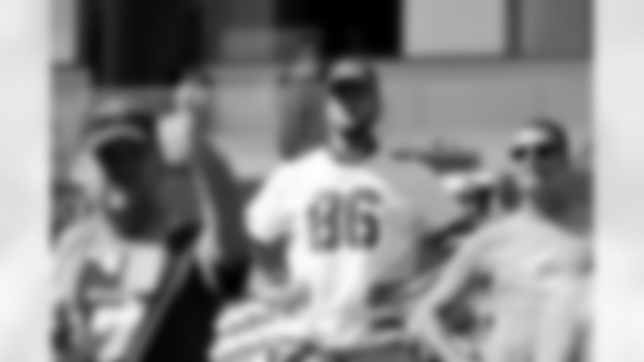 Miami Dolphins vs Buffalo Bills, Regular Season, November 09, 2025 at Hard Rock Stadium.