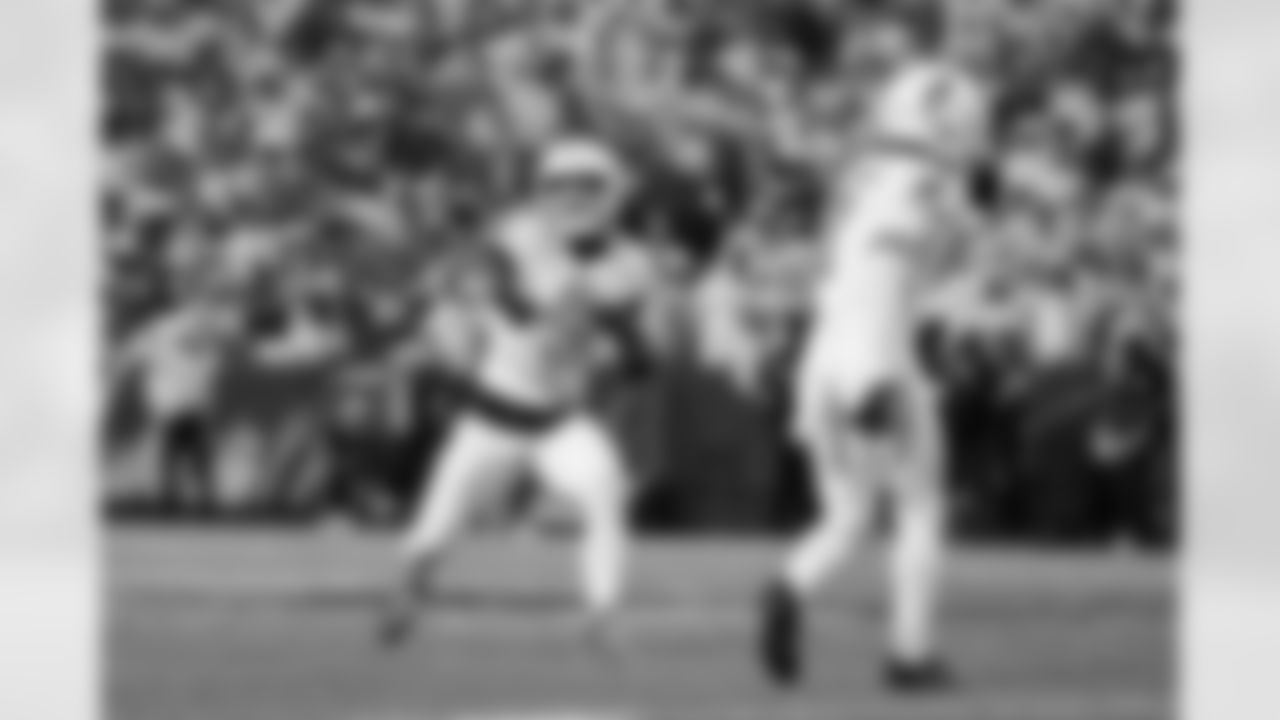 Buffalo Bills vs New England Patriots, Regular Season, October 05, 2025 at Highmark Stadium.