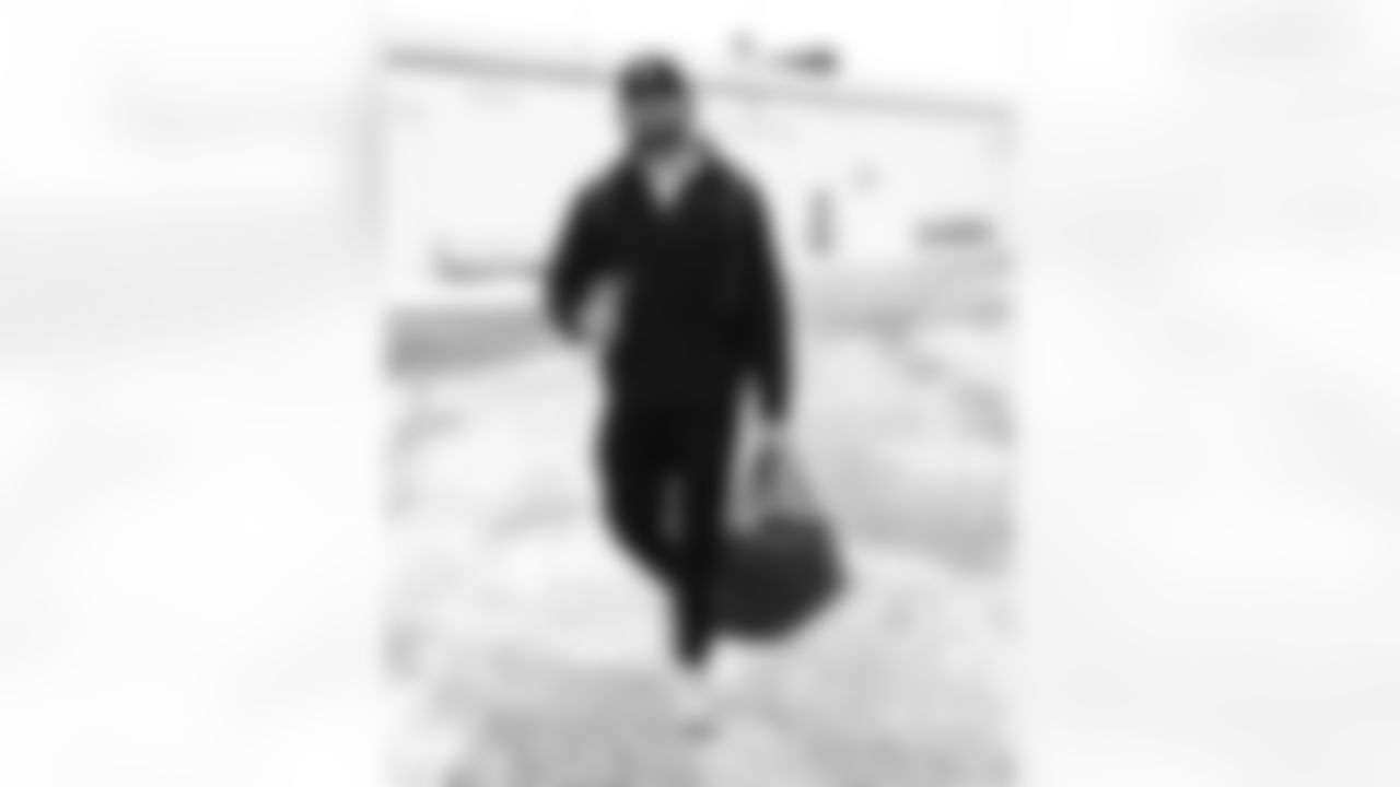 Dawson Knox (88). Buffalo Bills travel to Foxborough, December 13, 2025 at Buffalo Niagara International Airport.