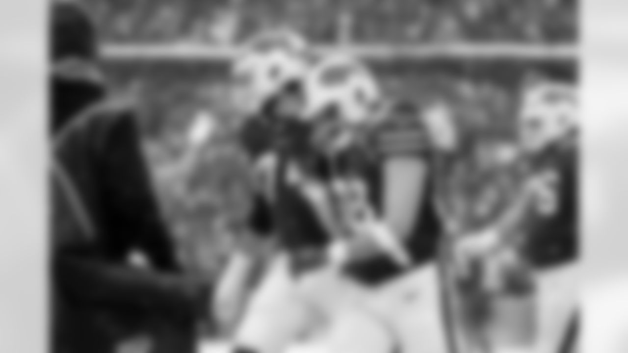 Buffalo Bills vs Cincinnati Bengals, Regular Season, December 07, 2025 at Highmark Stadium.