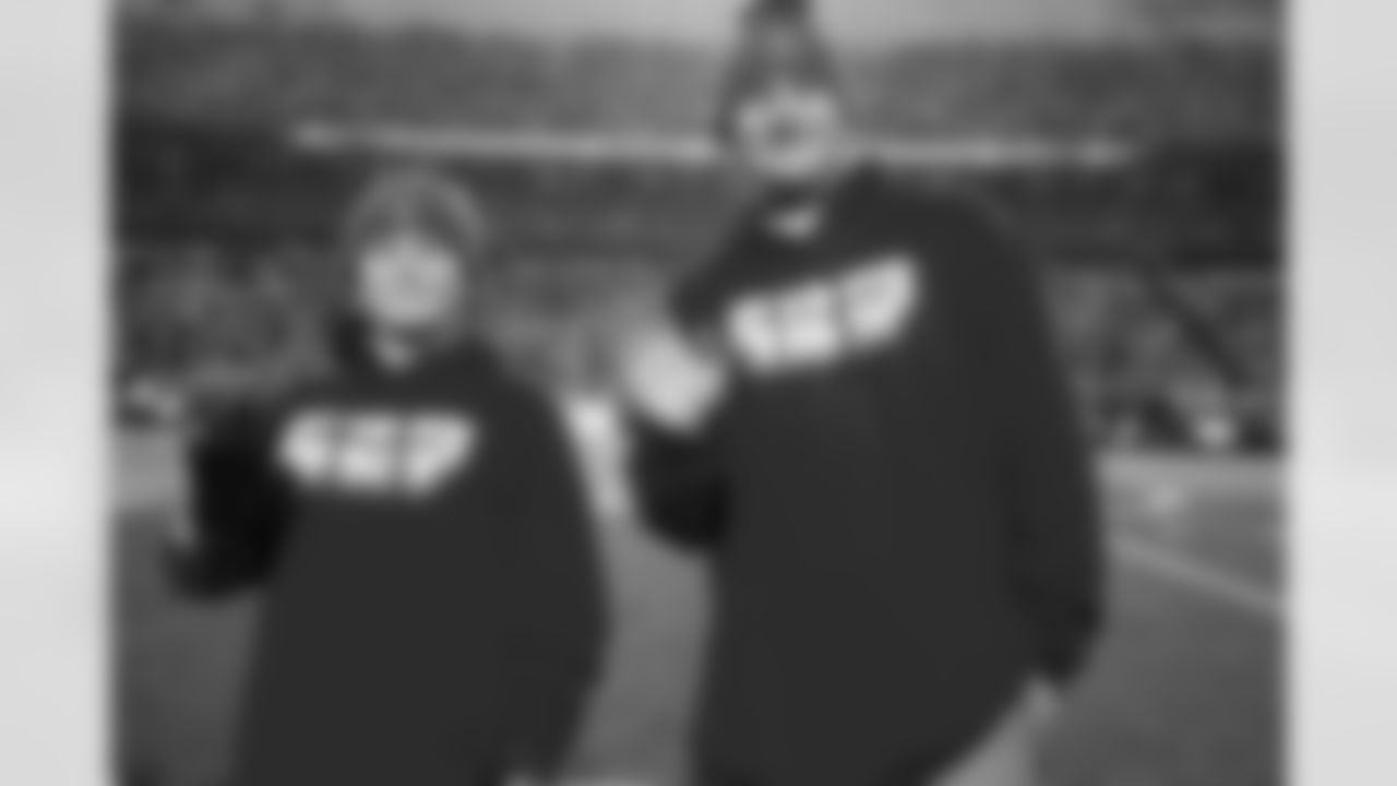 Buffalo Bills vs Philadelphia Eagles, Regular Season, December 28, 2025 at Highmark Stadium.