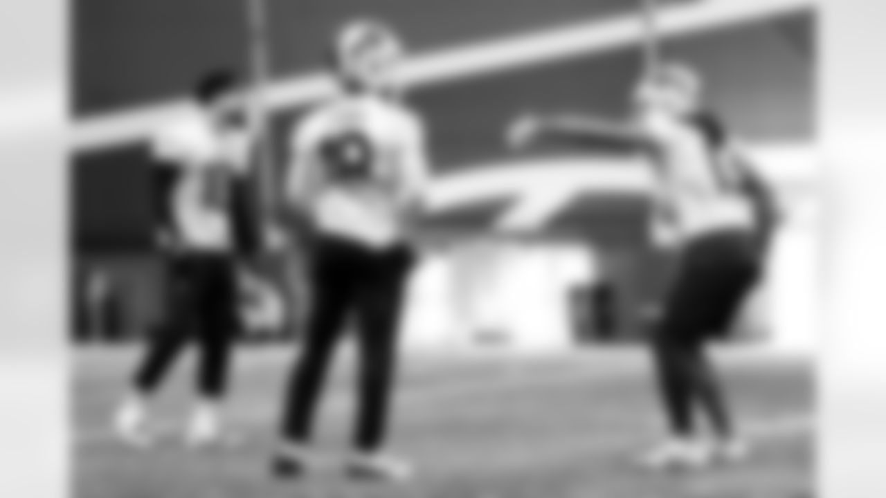 Khalil Shakir (10), Gabe Davis (13). Buffalo Bills Wild Card Week Thursday Practice, January 08, 2026 at Buffalo Bills Training Center.