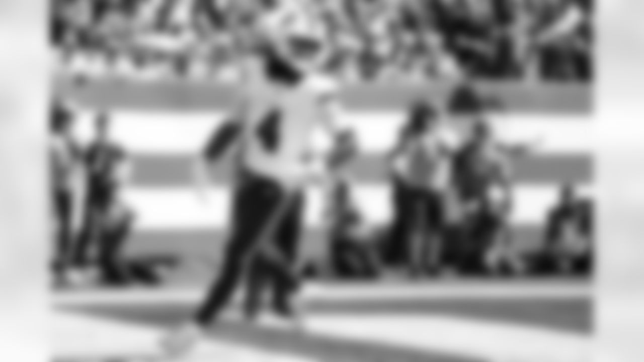 New York Jets vs Buffalo Bills, Regular Season, September 14, 2025 at Metlife Stadium.