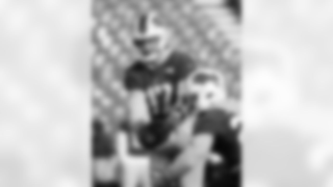 Josh Allen (17). Buffalo Bills Week 14 Practice, December 05, 2025 at Highmark Stadium.