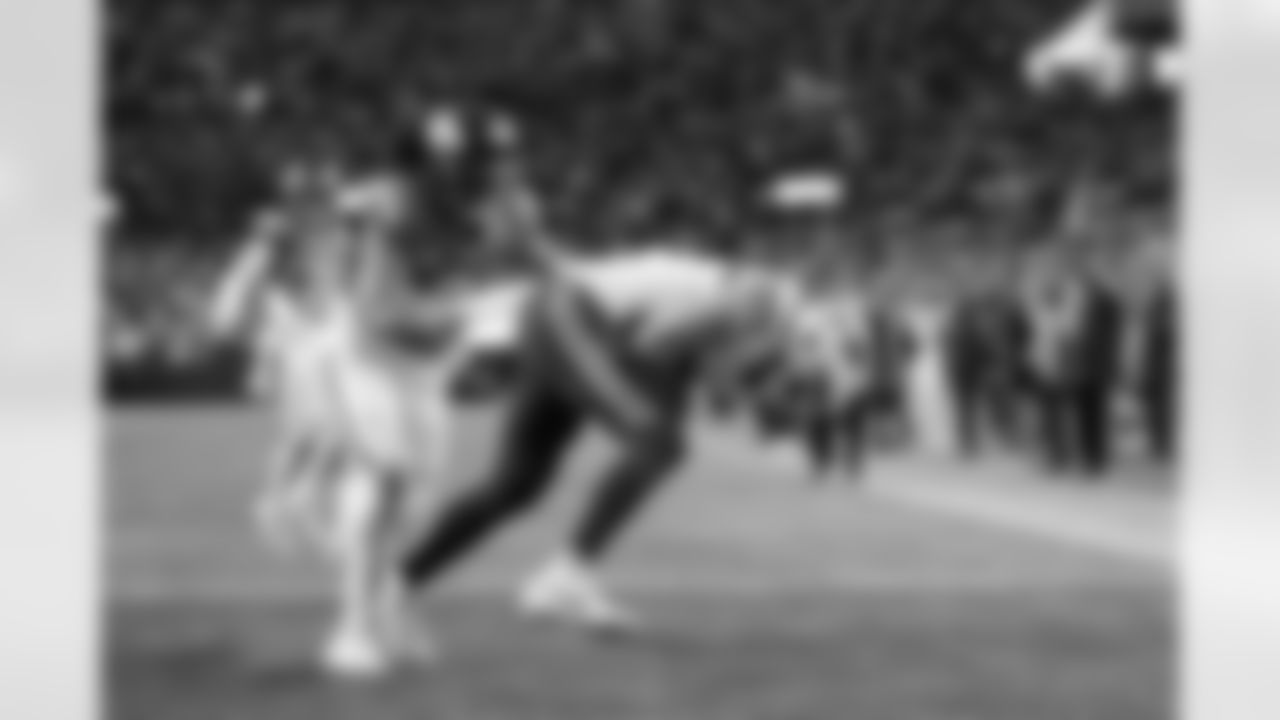 Buffalo Bills vs Denver Broncos, Divisional Game, January 17, 2026 at Empower Field at Mile High.