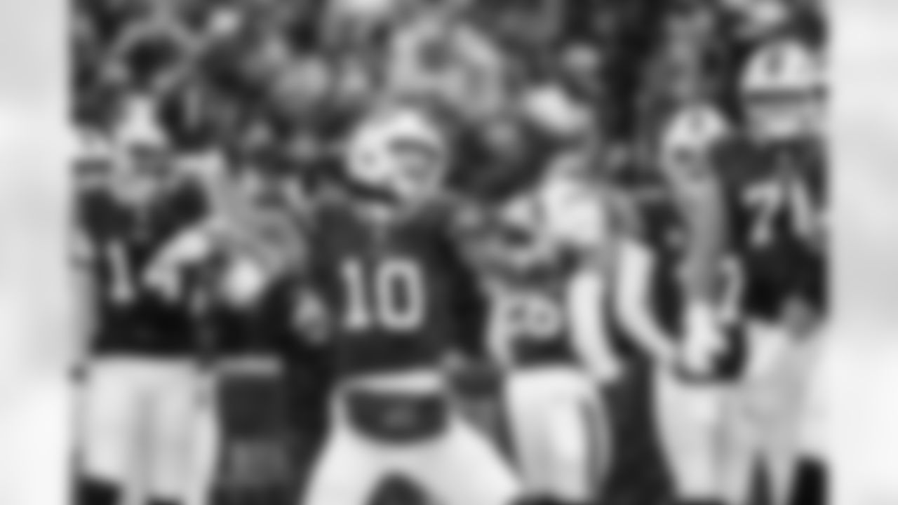 Buffalo Bills vs Cincinnati Bengals, Regular Season, December 07, 2025 at Highmark Stadium.