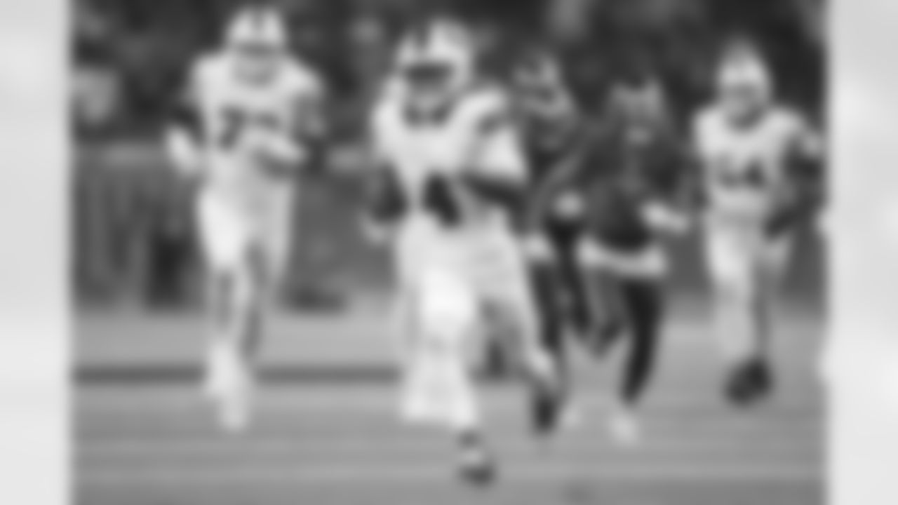 Houston Texans vs Buffalo Bills, Regular Season, November 20, 2025 at NRG Stadium.