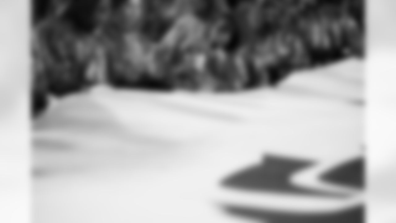 Buffalo Bills vs Philadelphia Eagles, Regular Season, December 28, 2025 at Highmark Stadium.