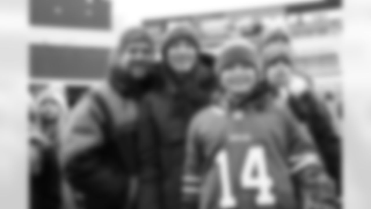 Buffalo Bills vs New England Patriots, Regular Season, December 31, 2023 at Highmark Stadium.