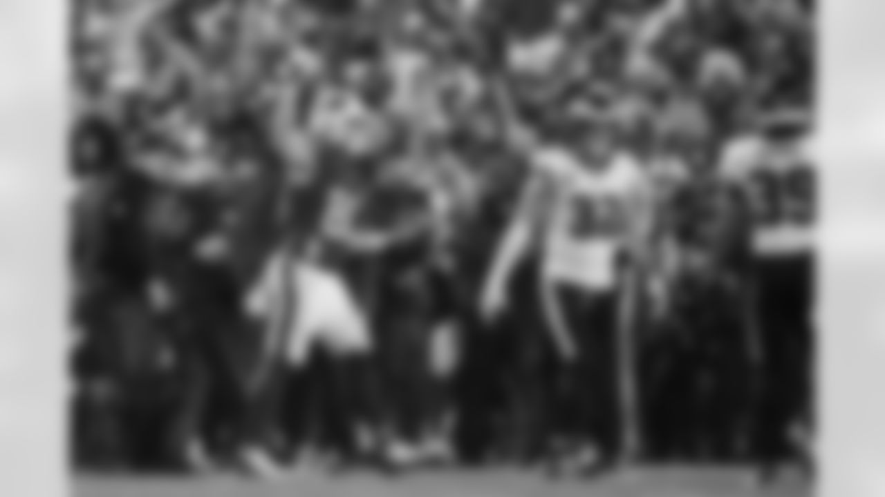 Buffalo Bills vs Philadelphia Eagles, Regular Season, December 28, 2025 at Highmark Stadium.