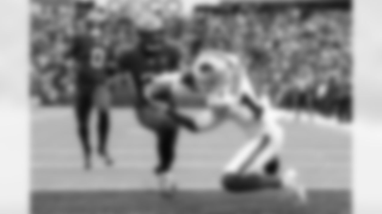 Buffalo Bills vs Tampa Bay Buccaneers, Regular Season, November 16, 2025 at Highmark Stadium.