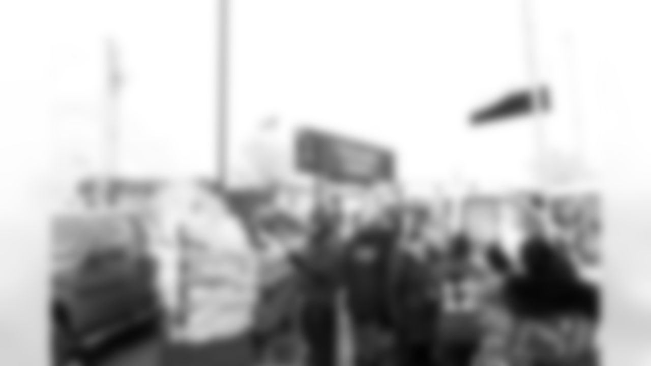 Buffalo Bills vs New York Jets, Regular Season, January 04, 2026 at Highmark Stadium.