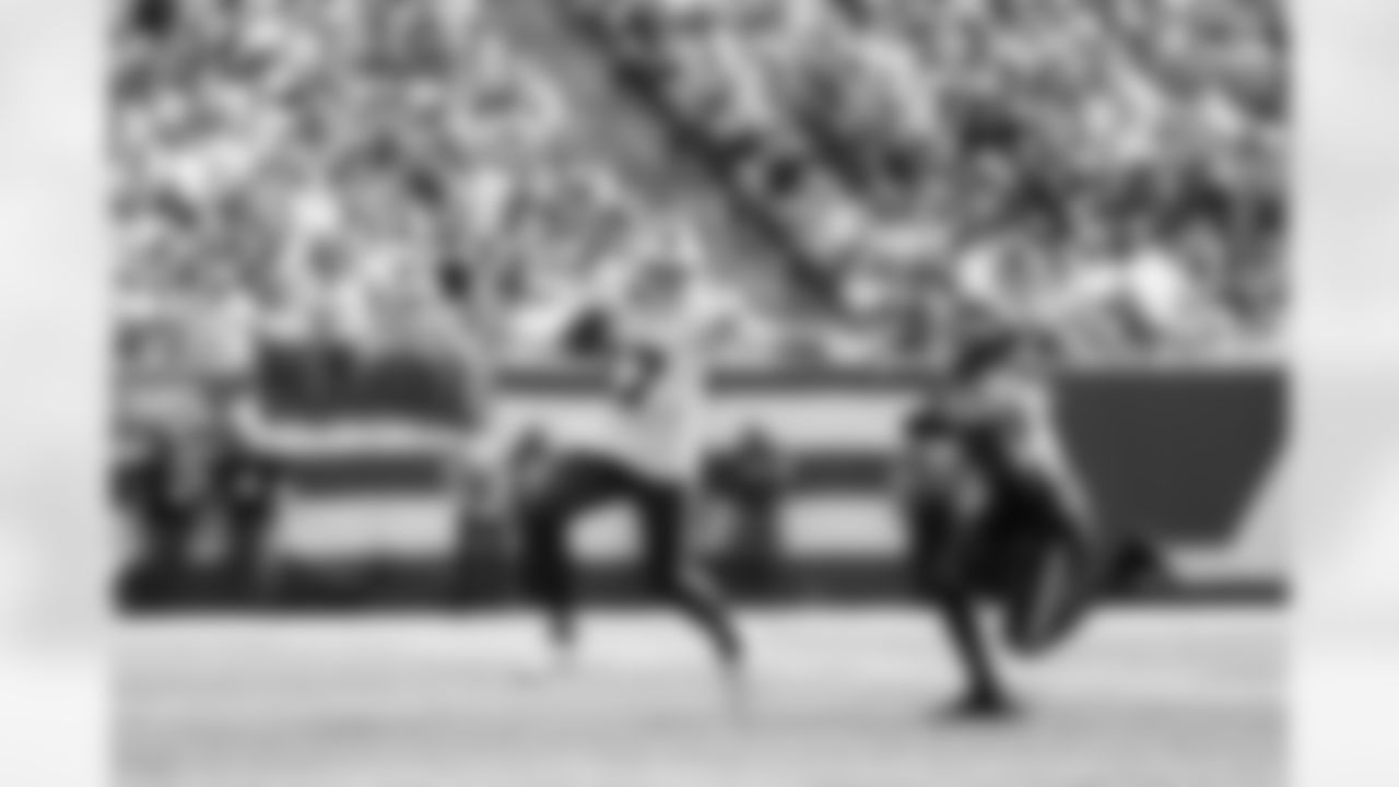 New York Jets vs Buffalo Bills, Regular Season, September 14, 2025 at Metlife Stadium.