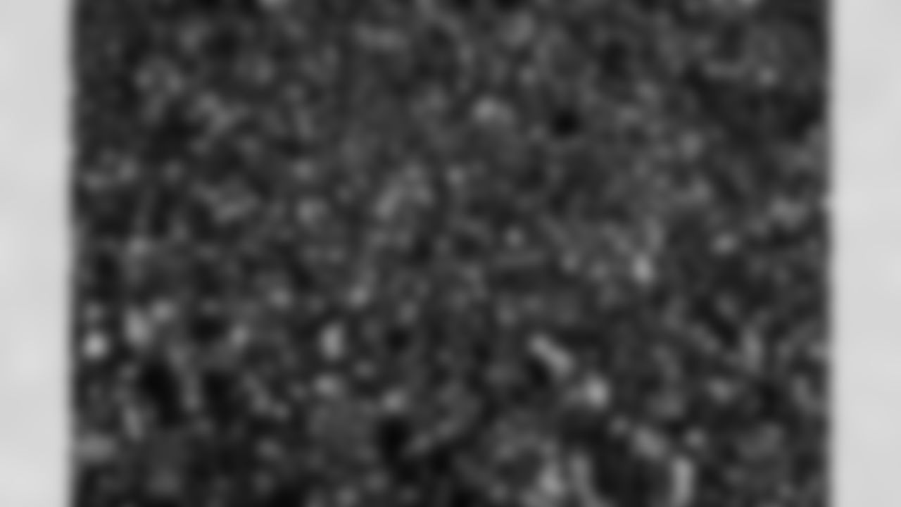 Buffalo Bills vs Tampa Bay Buccaneers, Regular Season, November 16, 2025 at Highmark Stadium.