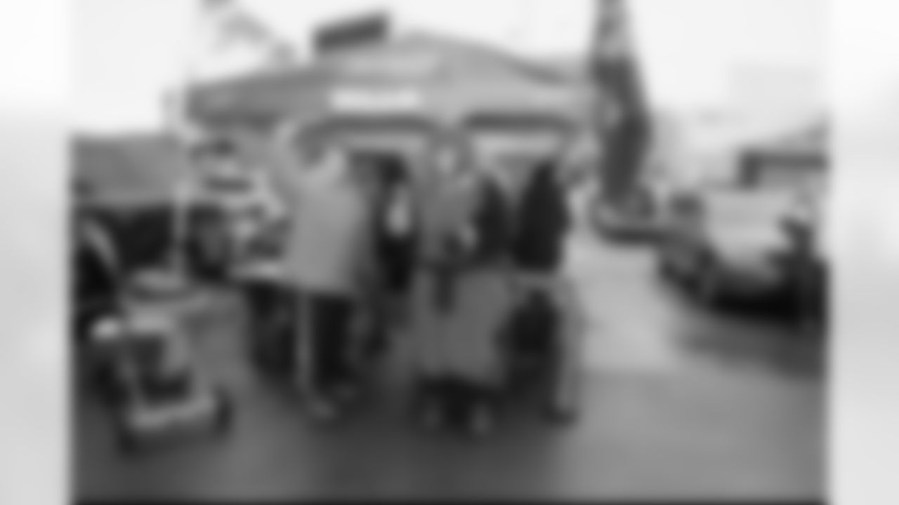 Buffalo Bills vs New York Jets, Regular Season, January 04, 2026 at Highmark Stadium.