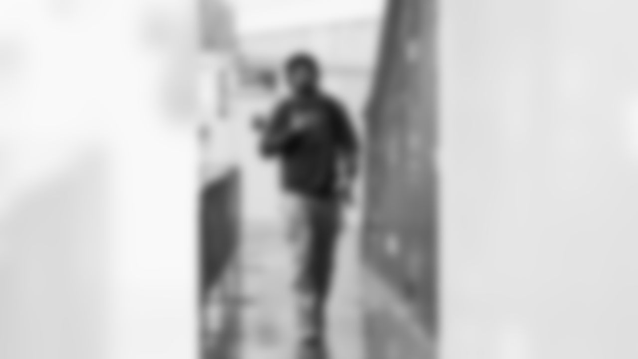 Buffalo Bills vs Philadelphia Eagles, Regular Season, December 28, 2025 at Highmark Stadium.