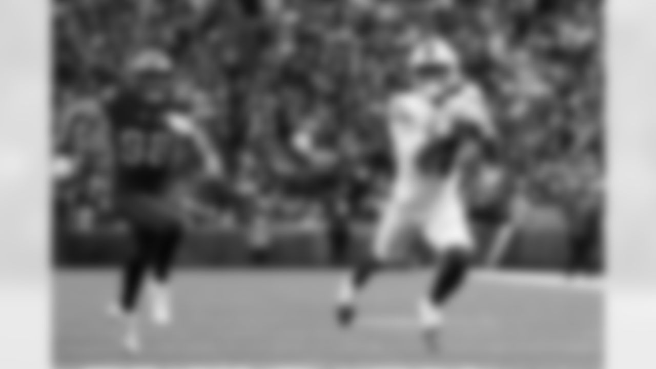 Buffalo Bills vs Tampa Bay Buccaneers, Regular Season, November 16, 2025 at Highmark Stadium.