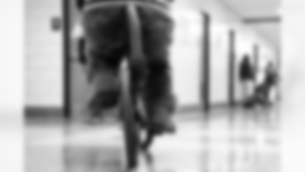 Free Mobile Food Markets, November 01, 2025 at #94 West Hertel Academy.