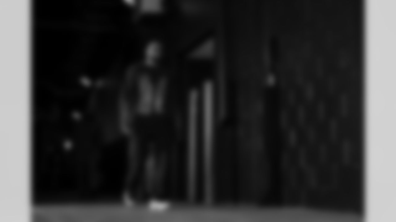 New England Patriots vs Buffalo Bills, Regular Season, December 14, 2025 at Gillette Stadium.