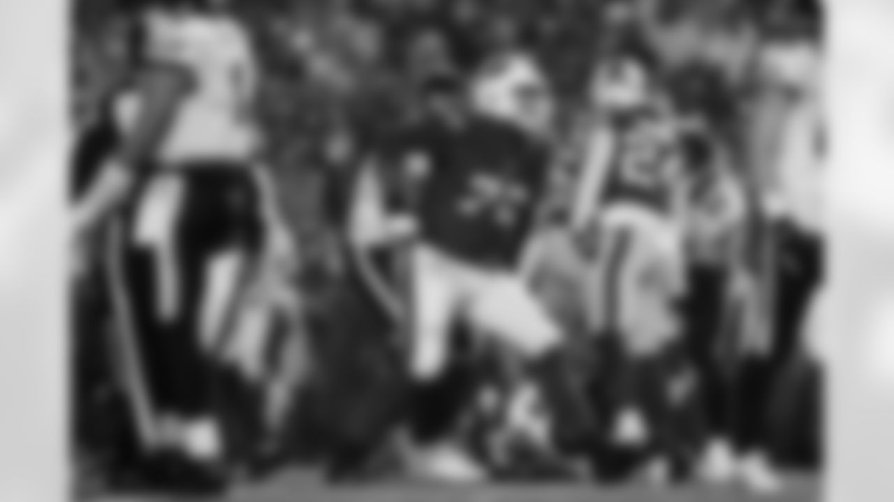 Buffalo Bills vs Philadelphia Eagles, Regular Season, December 28, 2025 at Highmark Stadium.