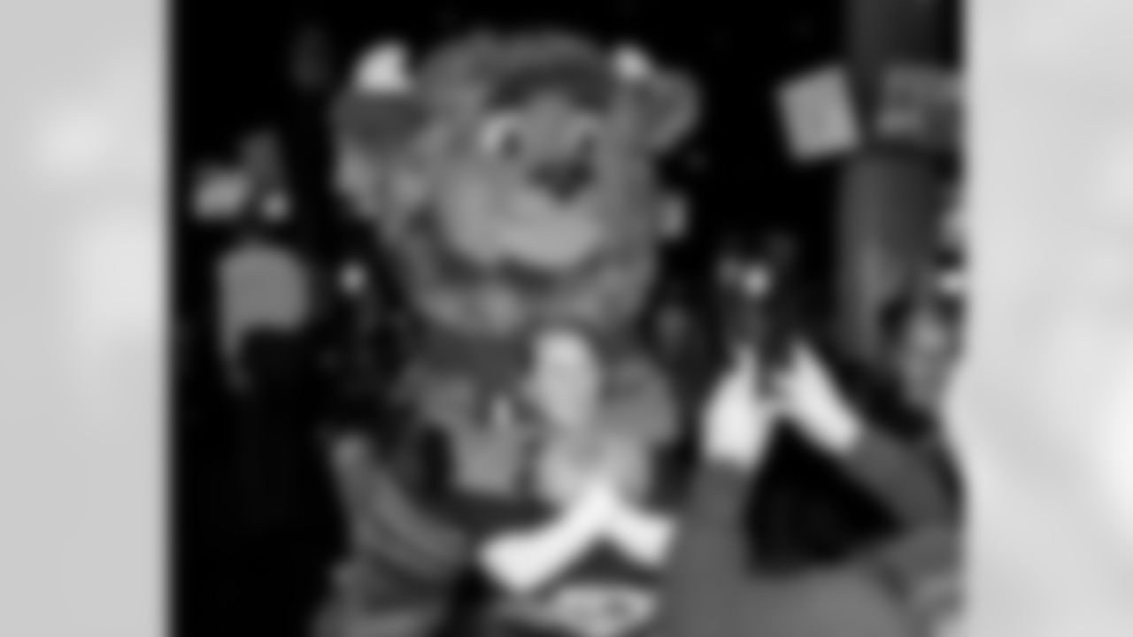 Bills v Chiefs Ontario Watch Party, November 02, 2025 at Real Sports Bar & Grill.