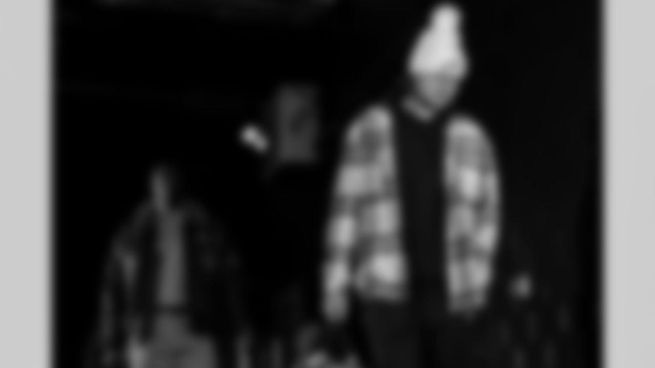 New England Patriots vs Buffalo Bills, Regular Season, December 14, 2025 at Gillette Stadium.