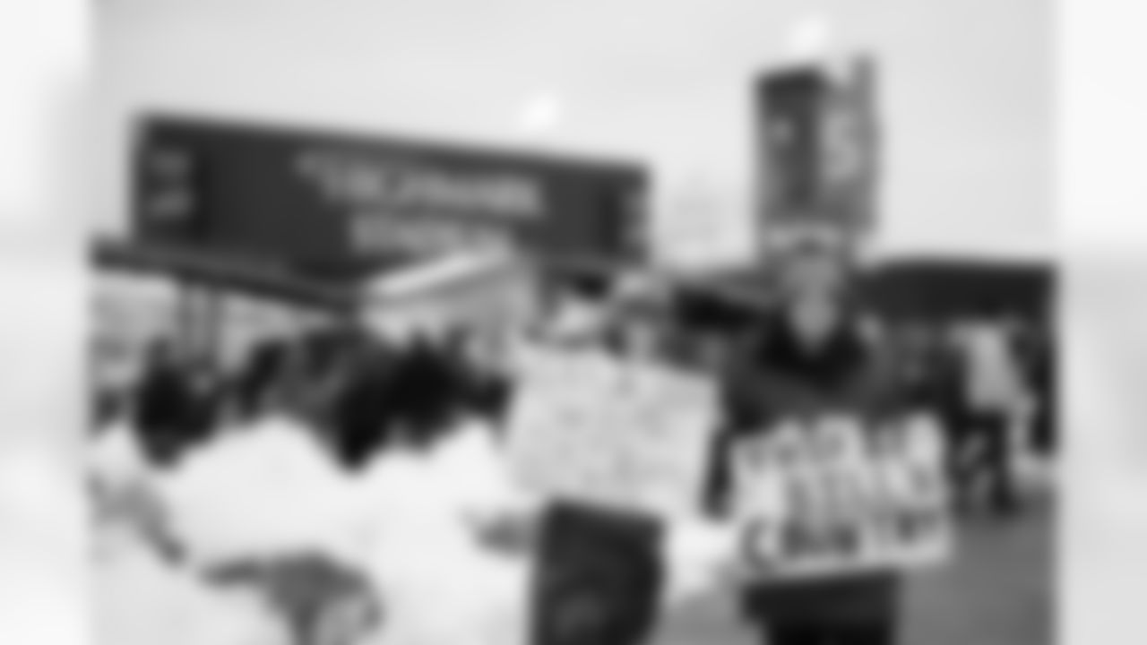 Buffalo Bills vs New York Jets, Regular Season, January 04, 2026 at Highmark Stadium.