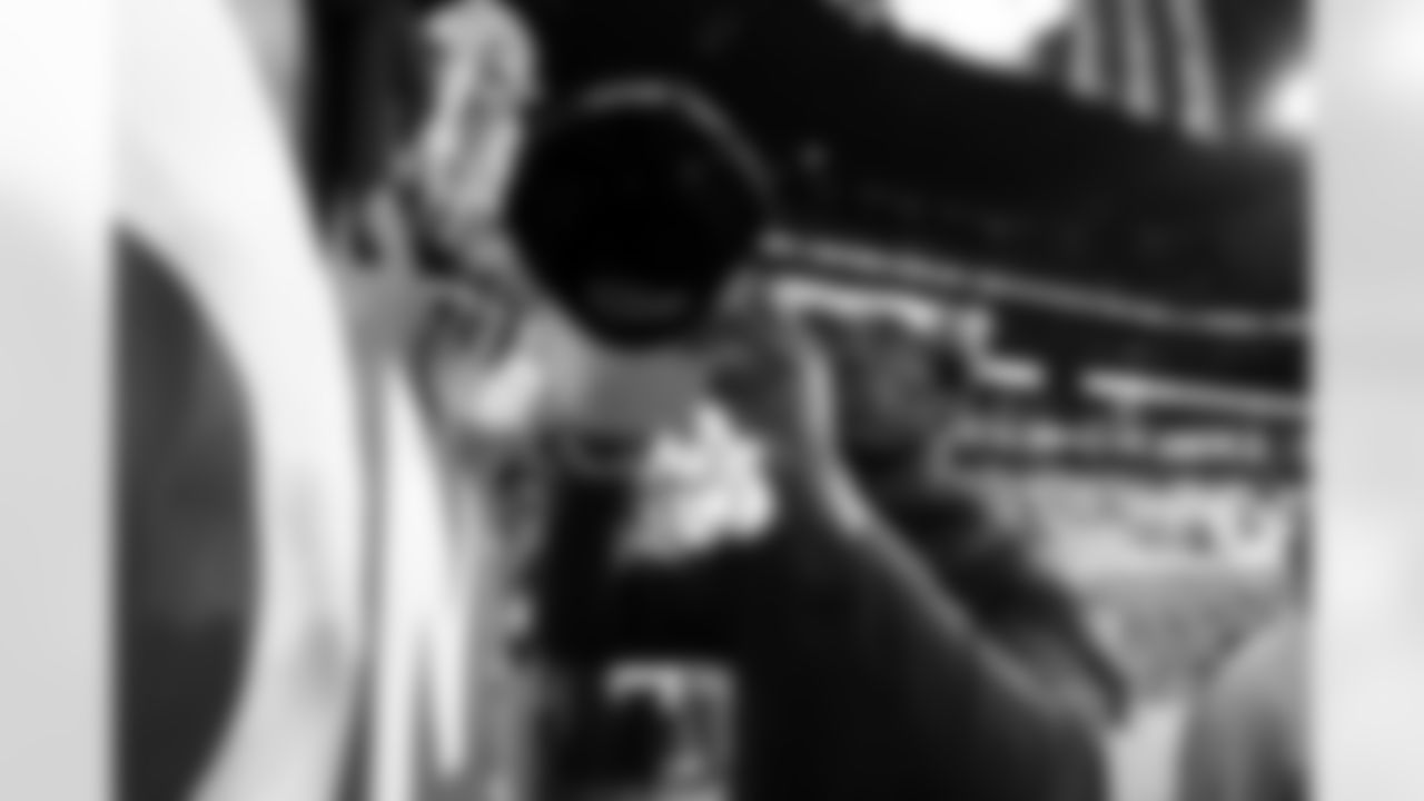 Houston Texans vs Buffalo Bills, Regular Season, November 20, 2025 at NRG Stadium.