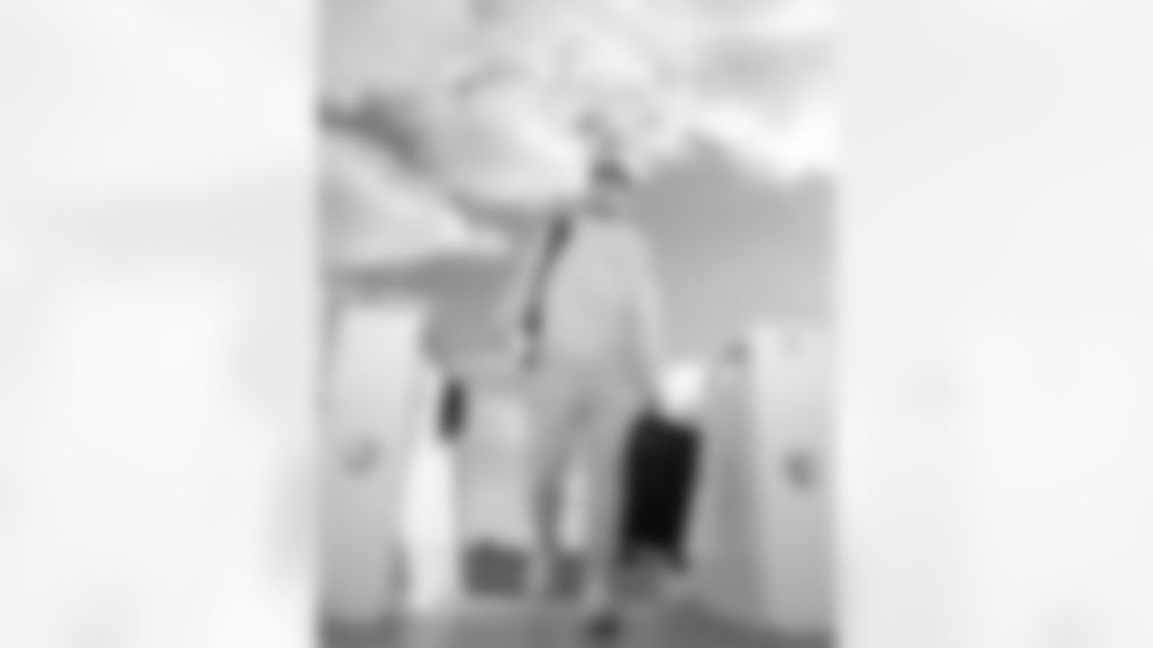 Shane Buechele (6). Buffalo Bills Travel to Houston, November 19, 2025 at Buffalo Niagara International Airport.