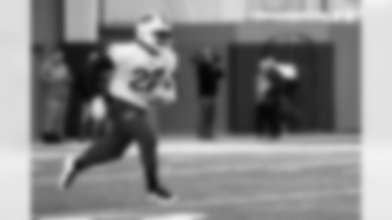 Ray Davis (22). Buffalo Bills Wild Card Week Thursday Practice, January 08, 2026 at Buffalo Bills Training Center.