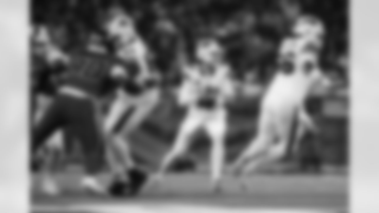 Houston Texans vs Buffalo Bills, Regular Season, November 20, 2025 at NRG Stadium.