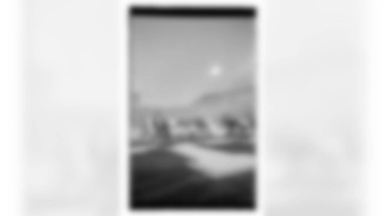 Buffalo Bills vs New York Jets, Regular Season, January 04, 2026 at Highmark Stadium.