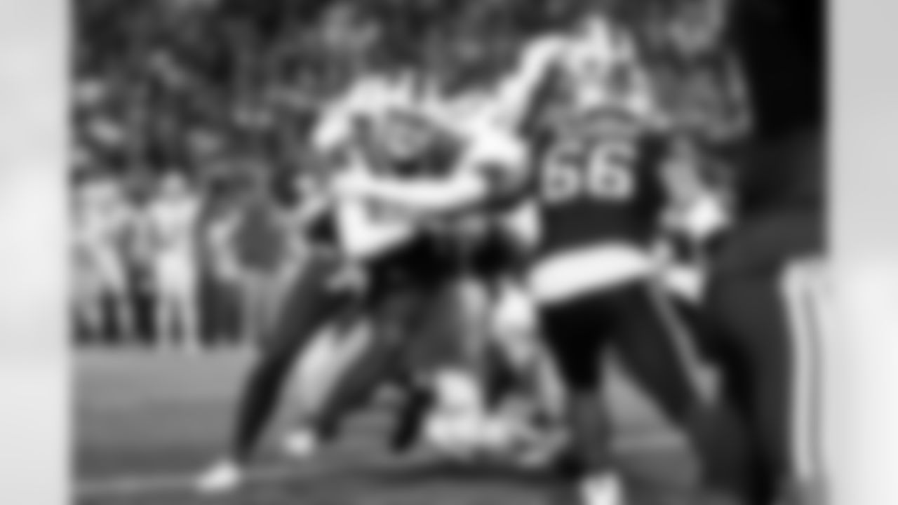 Buffalo Bills vs Miami Dolphins, Regular Season, September 18, 2025 at Highmark Stadium.