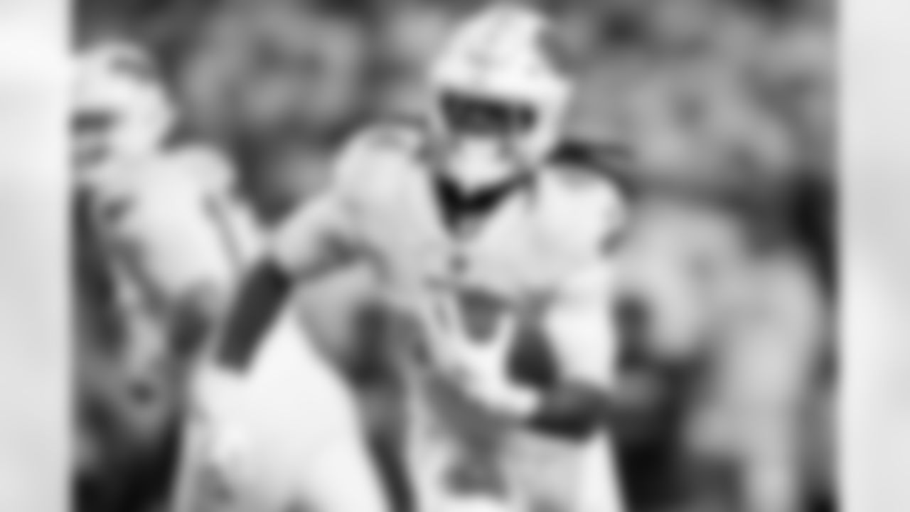 Buffalo Bills vs New England Patriots, Regular Season, October 05, 2025 at Highmark Stadium.