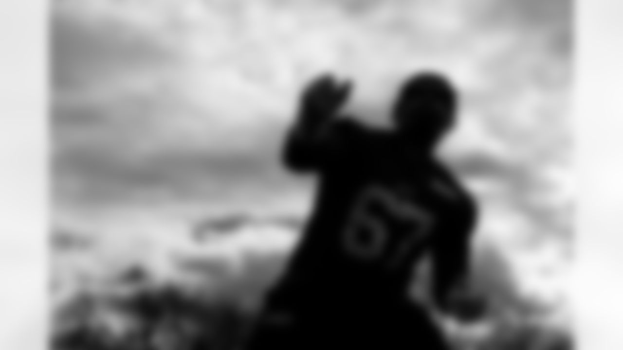 Travis Clayton (67). Buffalo Bills Week 10 Practice, November 06, 2025 at Buffalo Bills Training Center.