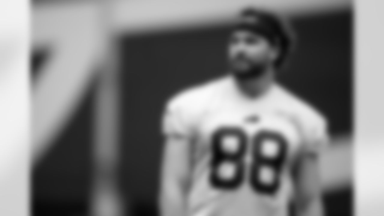 Dawson Knox (88). Buffalo Bills Week 11 Practice, November 12, 2025 at Buffalo Bills Training Center.