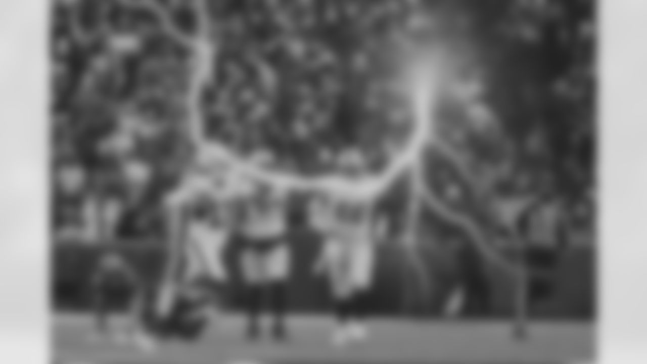 Buffalo Bills vs Tampa Bay Buccaneers, Regular Season, November 18, 2025 at Highmark Stadium.