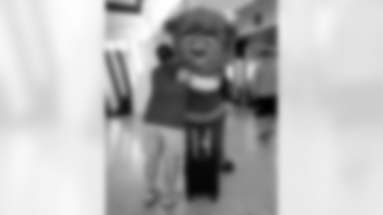 Buffalo Niagara International Airport Fan Send-Off to Jacksonville, January 09, 2026 at Buffalo Niagara International Airport.