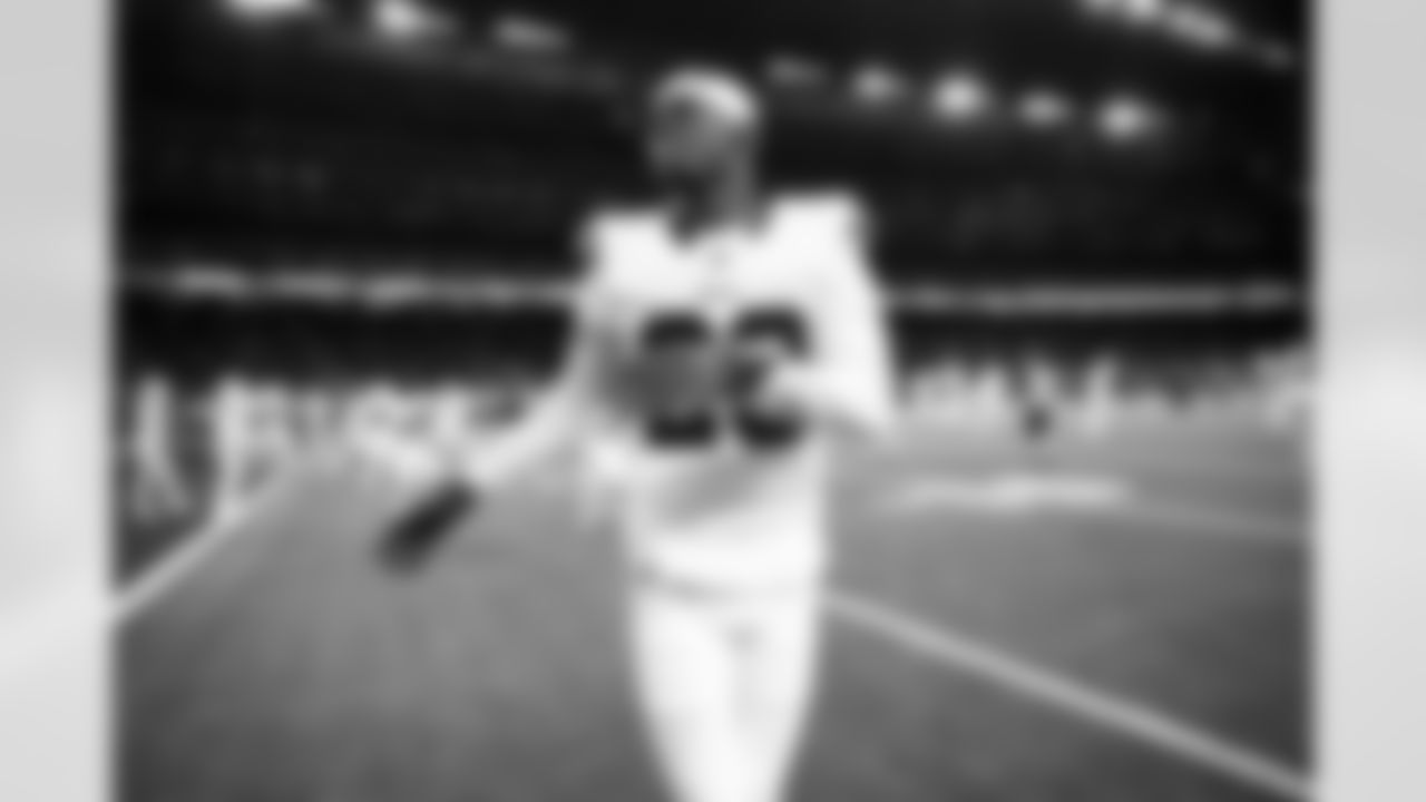 Houston Texans vs Buffalo Bills, Regular Season, November 20, 2025 at NRG Stadium.