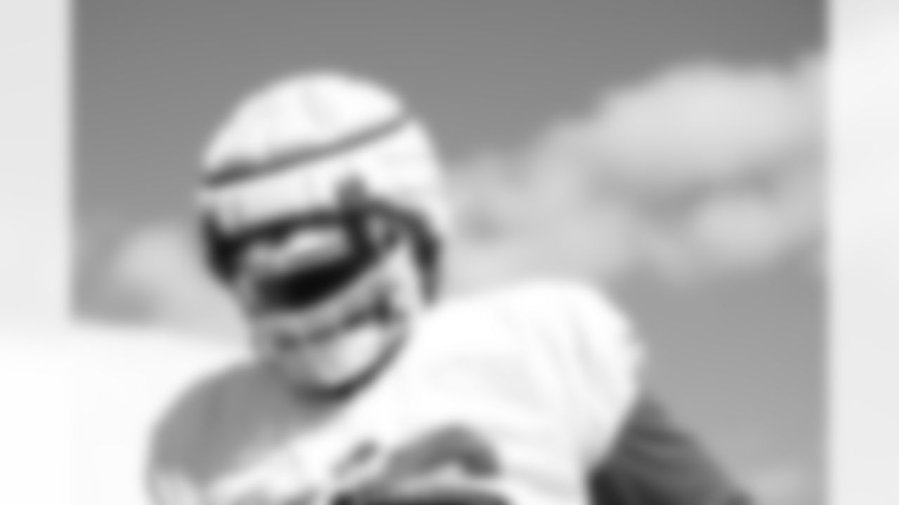 Jordan Phillips (52). Buffalo Bills Week 9 Practice, October 29, 2025 at the Buffalo Bills Training Center.