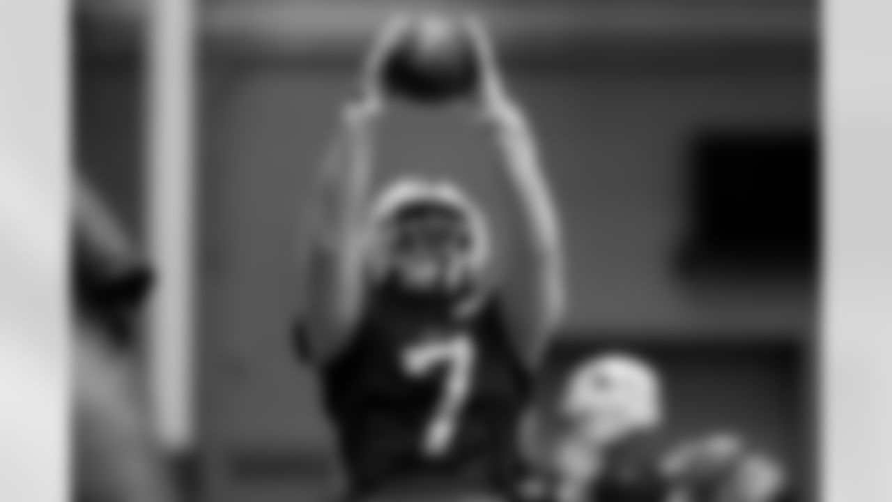 Taron Johnson (7). Buffalo Bills Week 8 Practice, October 22, 2025 at HIghmark Stadium.