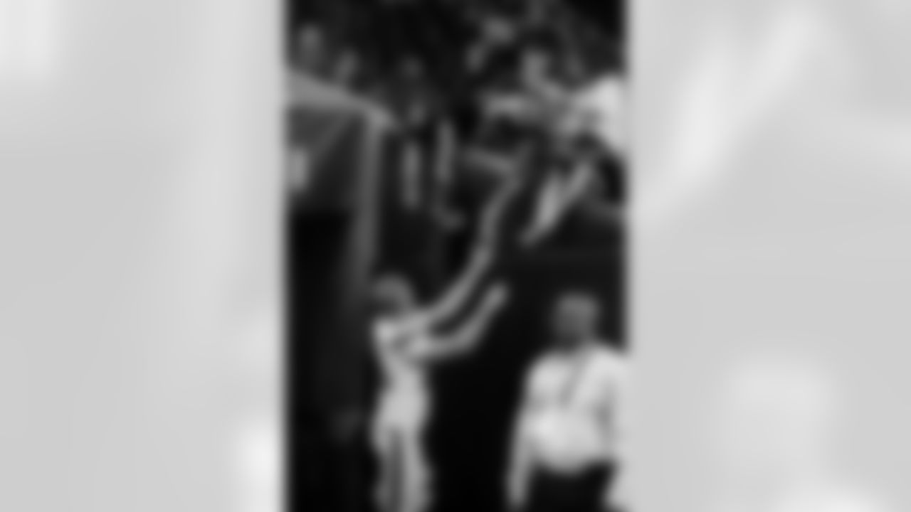 Houston Texans vs Buffalo Bills, Regular Season, November 20, 2025 at NRG Stadium.