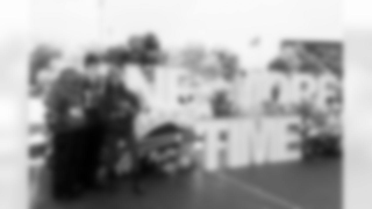 Buffalo Bills vs New York Jets, Regular Season, January 04, 2026 at Highmark Stadium.